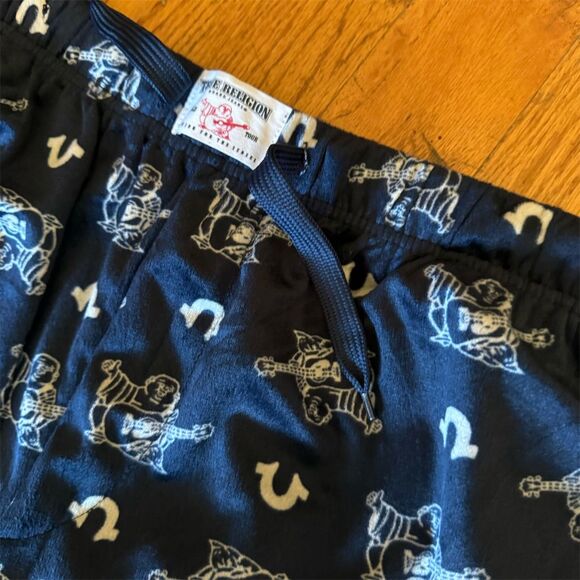 True Religion Men's XL Lounge Set Multicolor Logo T-Shirt & Pants - Picture 2 of 7